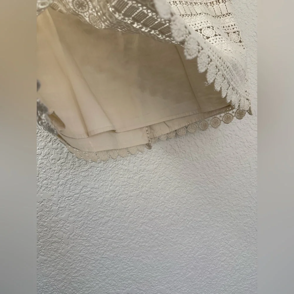 Tommy Hilfiger Cream Crochet Lace Mini Skirt |Preppy Coastal - Picture 13 of 16